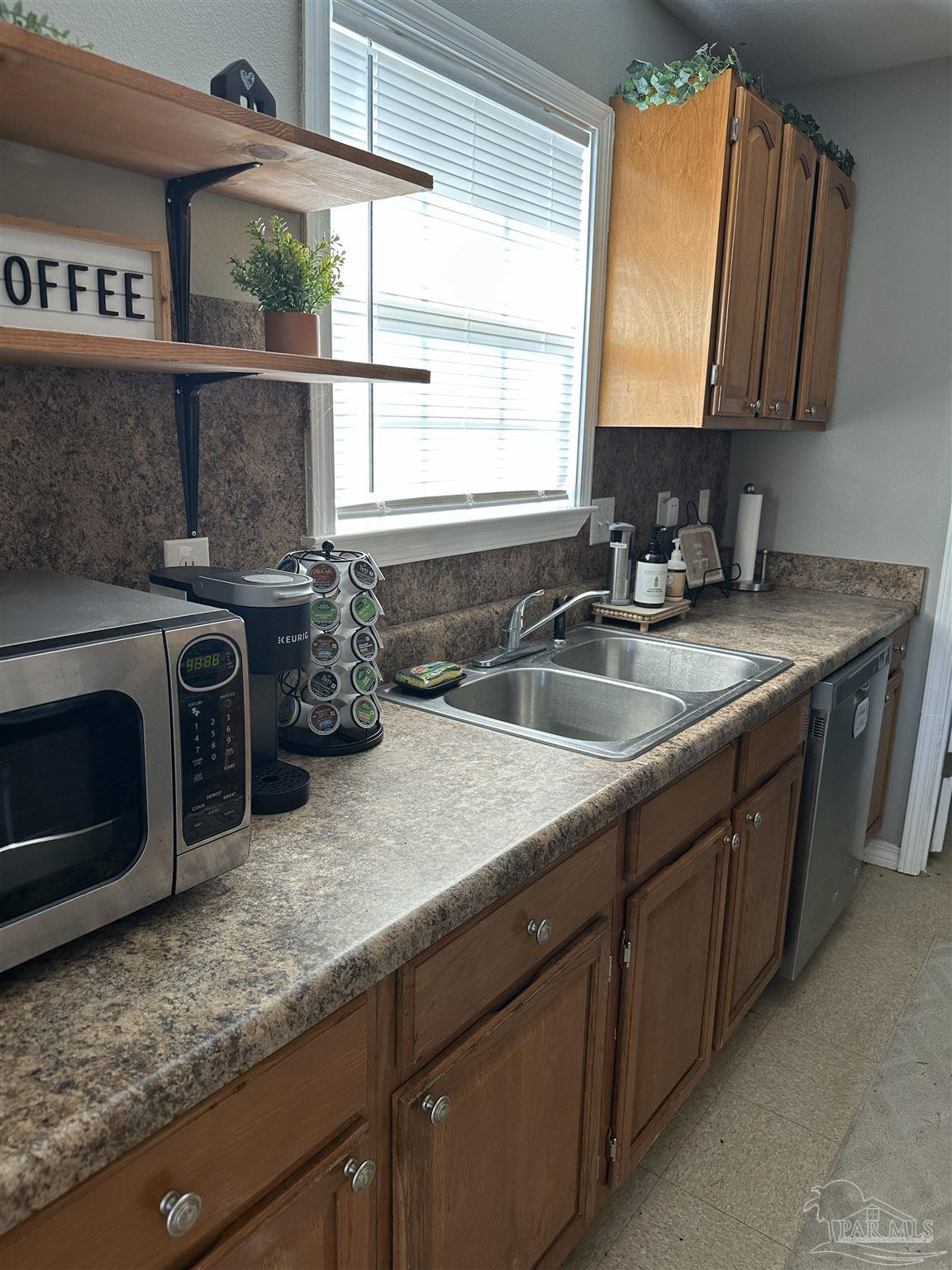 813 North R Street Pensacola, FL 32505 - Photo 5 of 15