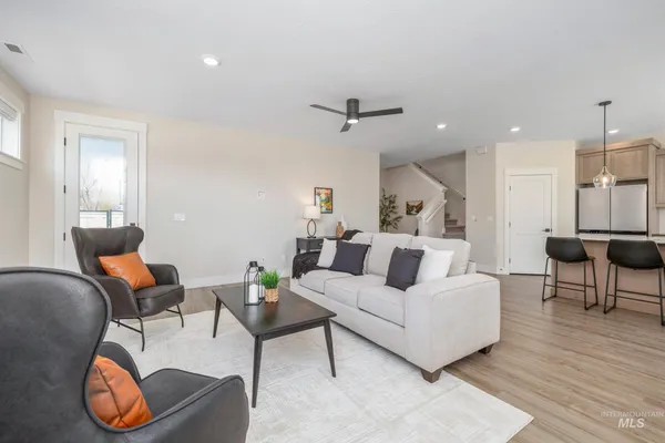 $585,000 | 5712 West Elk Trail Street, Eagle, ID 83714