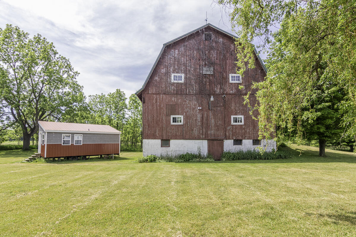 11481 Cressey Road Plainwell, MI 49080 - Photo 53 of 107 11481Cressey-47