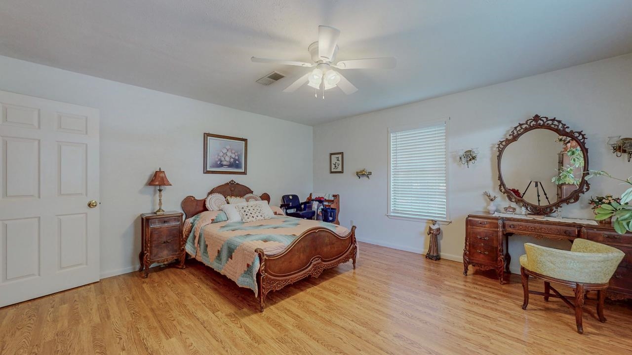 15725 Sour Lake Road Beaumont, TX 77713 - Photo 22 of 43
