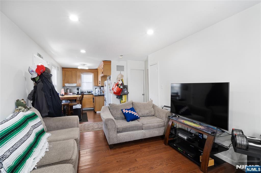 53 Hackensack Street Wood-Ridge, NJ 07075 - Photo 19 of 27