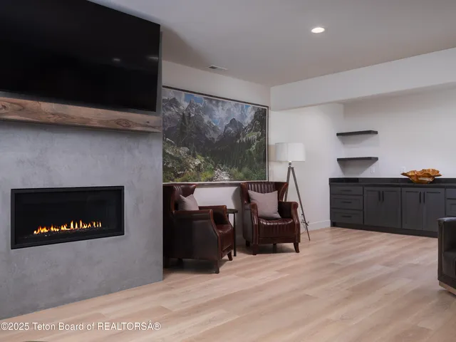 $1,945,000 | 9585 Buck Town Boulevard, Tetonia, ID 83452