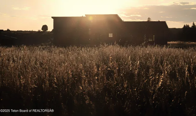 $1,945,000 | 9585 Buck Town Boulevard, Tetonia, ID 83452