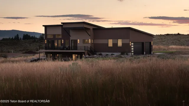 $1,945,000 | 9585 Buck Town Boulevard, Tetonia, ID 83452