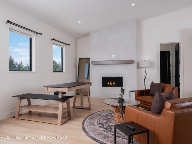 $1,945,000 | 9585 Buck Town Boulevard, Tetonia, ID 83452