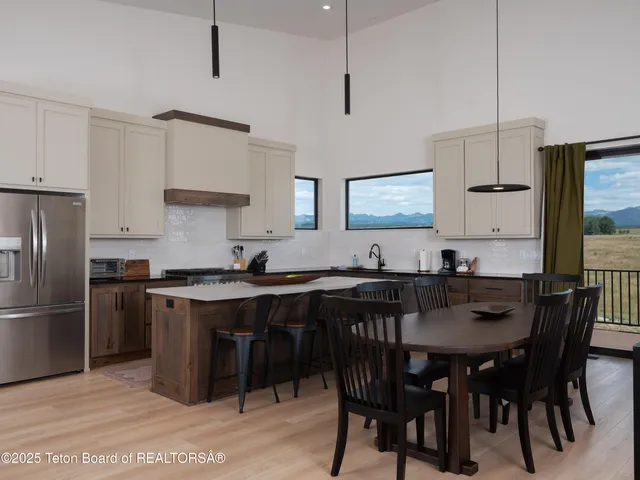 $1,945,000 | 9585 Buck Town Boulevard, Tetonia, ID 83452