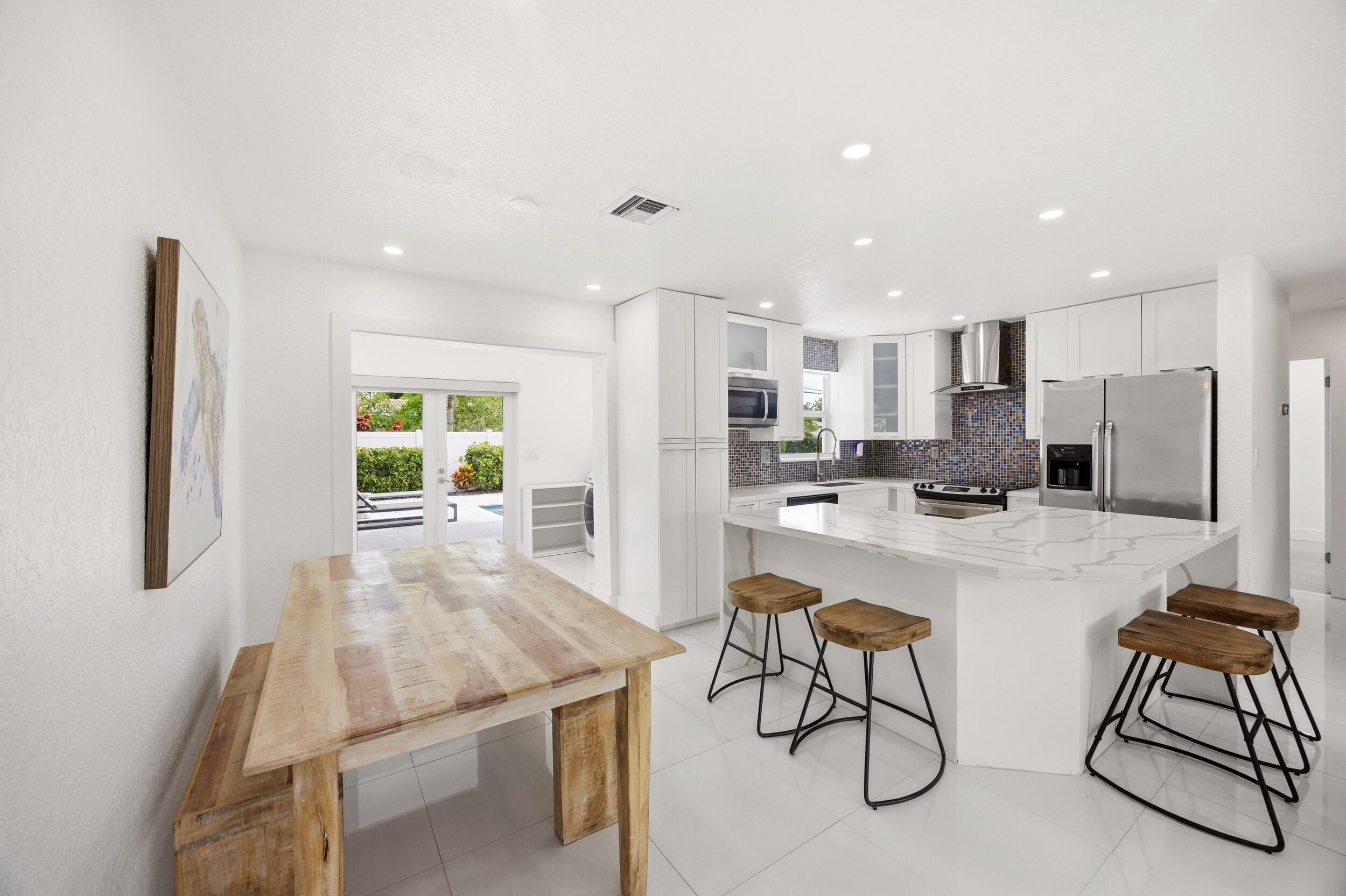817 Southeast 16th Street Deerfield Beach, FL 33441 - Photo 17 of 55 19_453a9467