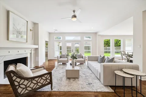 $1,150,000 | 15911 Redwood Pl Drive, Houston, TX 77079