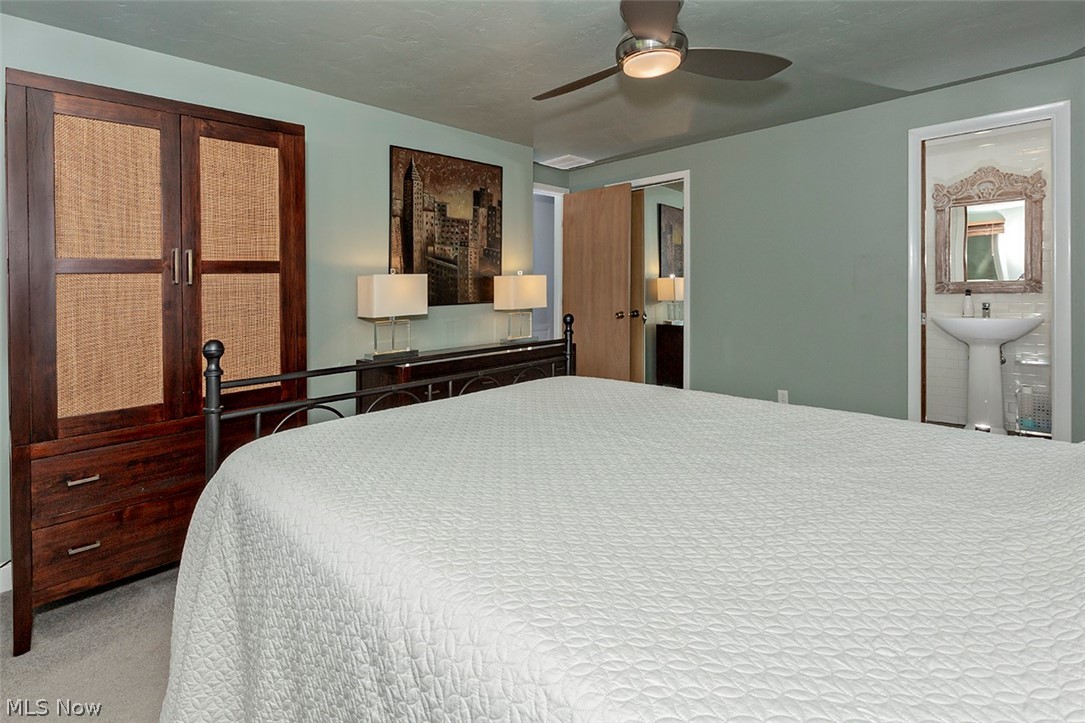 4536 Anderson Road Cleveland, OH 44121 - Photo 20 of 35
