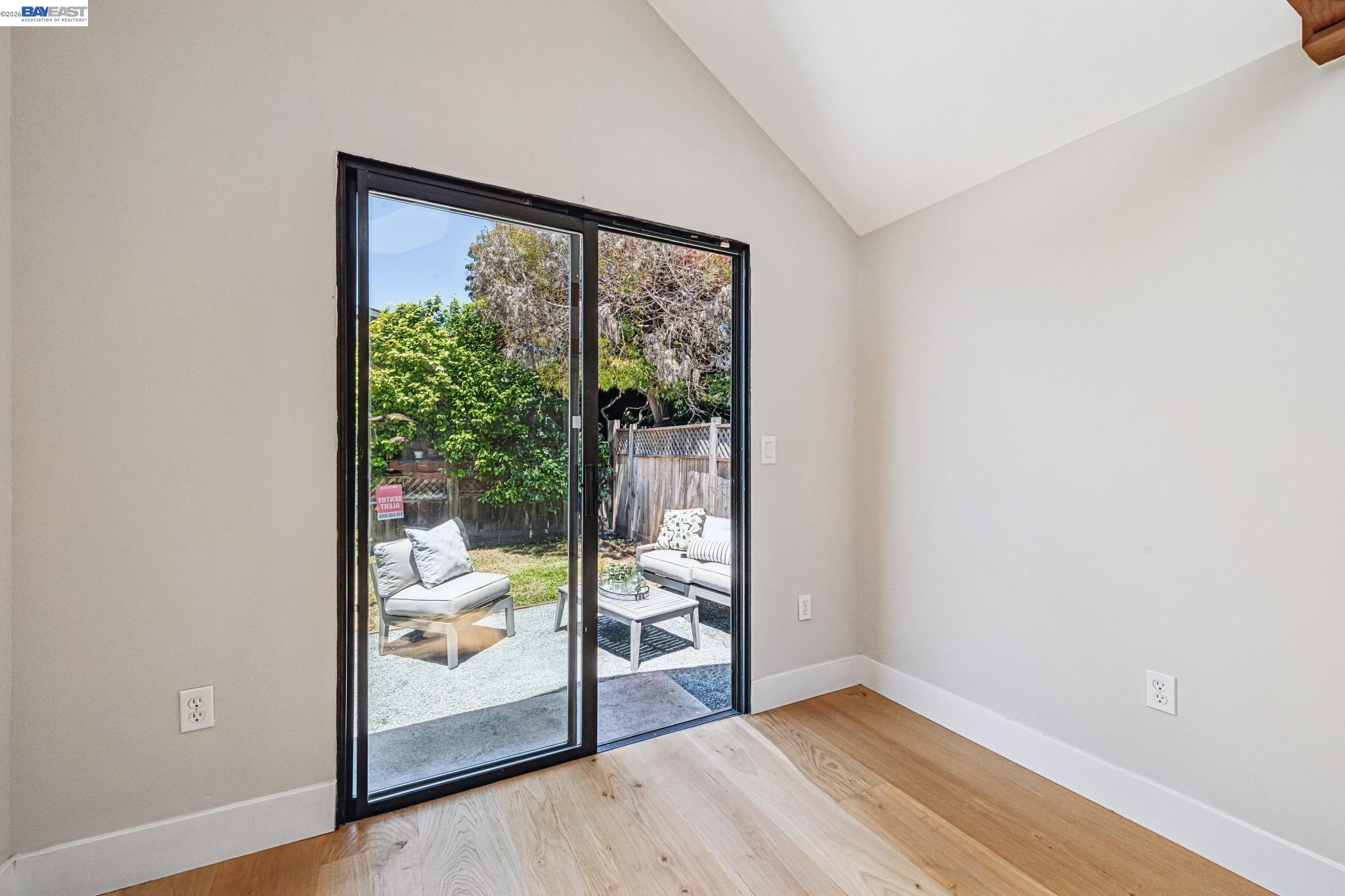 1349 Hearst Avenue Berkeley, CA 94702 - Photo 21 of 36