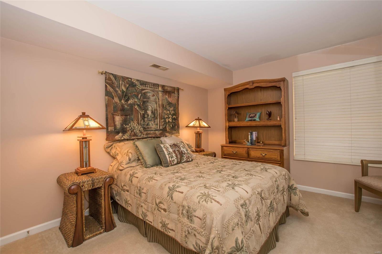 1708 Ridgeview Cir Drive Ballwin, MO 63021 - Photo 16 of 20 Gallery Image 16