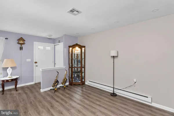 $265,000 | 224 Huntington Drive, Southampton, NJ 08088