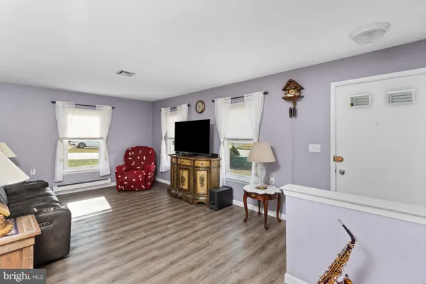 $265,000 | 224 Huntington Drive, Southampton, NJ 08088