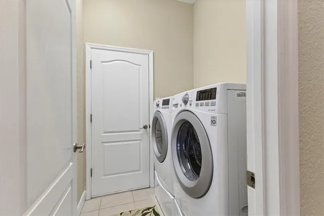 a view of backyard with green space