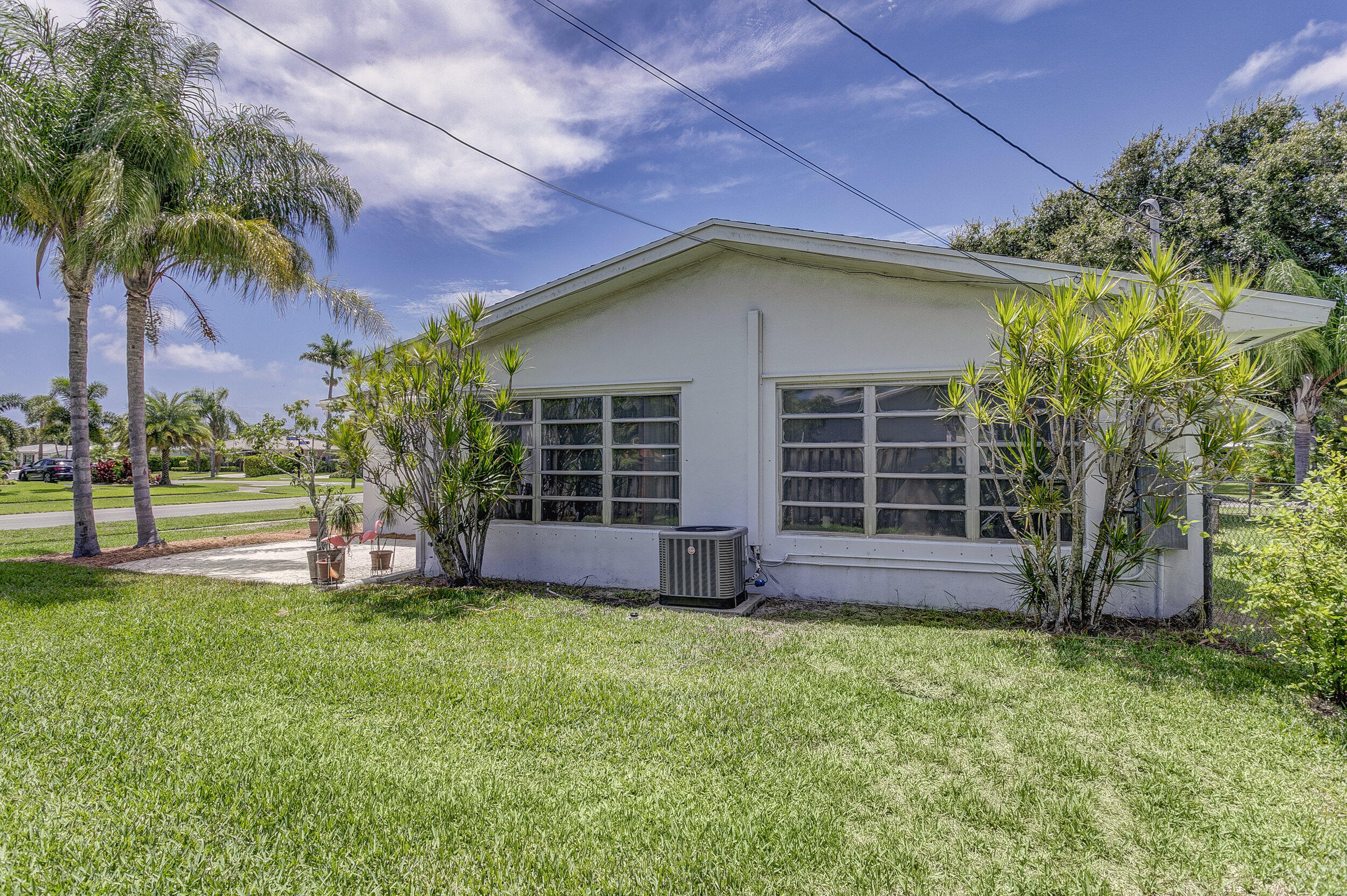 501 Inlet Road North Palm Beach, FL 33408 - Photo 38 of 58 48_320a2083