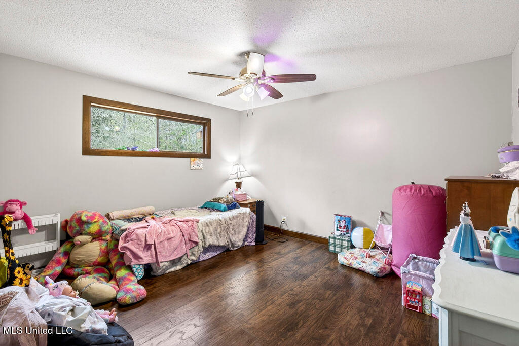 188 Devaughn Road Lucedale, MS 39452 - Photo 26 of 41 188DevaughnRd-28