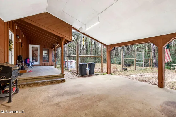 $410,000 | 188 Devaughn Road, Lucedale, MS 39452