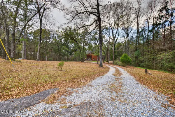 $410,000 | 188 Devaughn Road, Lucedale, MS 39452