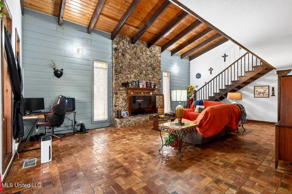 $410,000 | 188 Devaughn Road, Lucedale, MS 39452