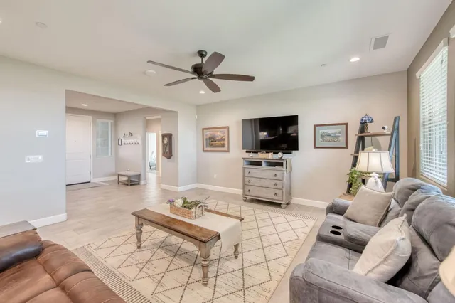 $649,000 | 1178 Wildflower Drive, Madera, CA 93636