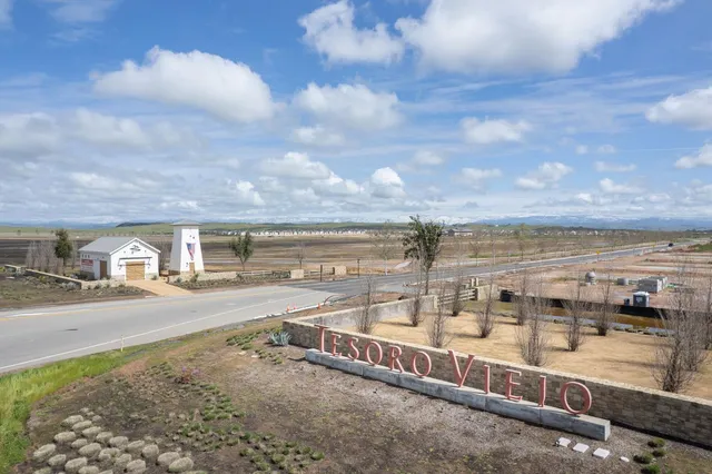 $649,000 | 1178 Wildflower Drive, Madera, CA 93636