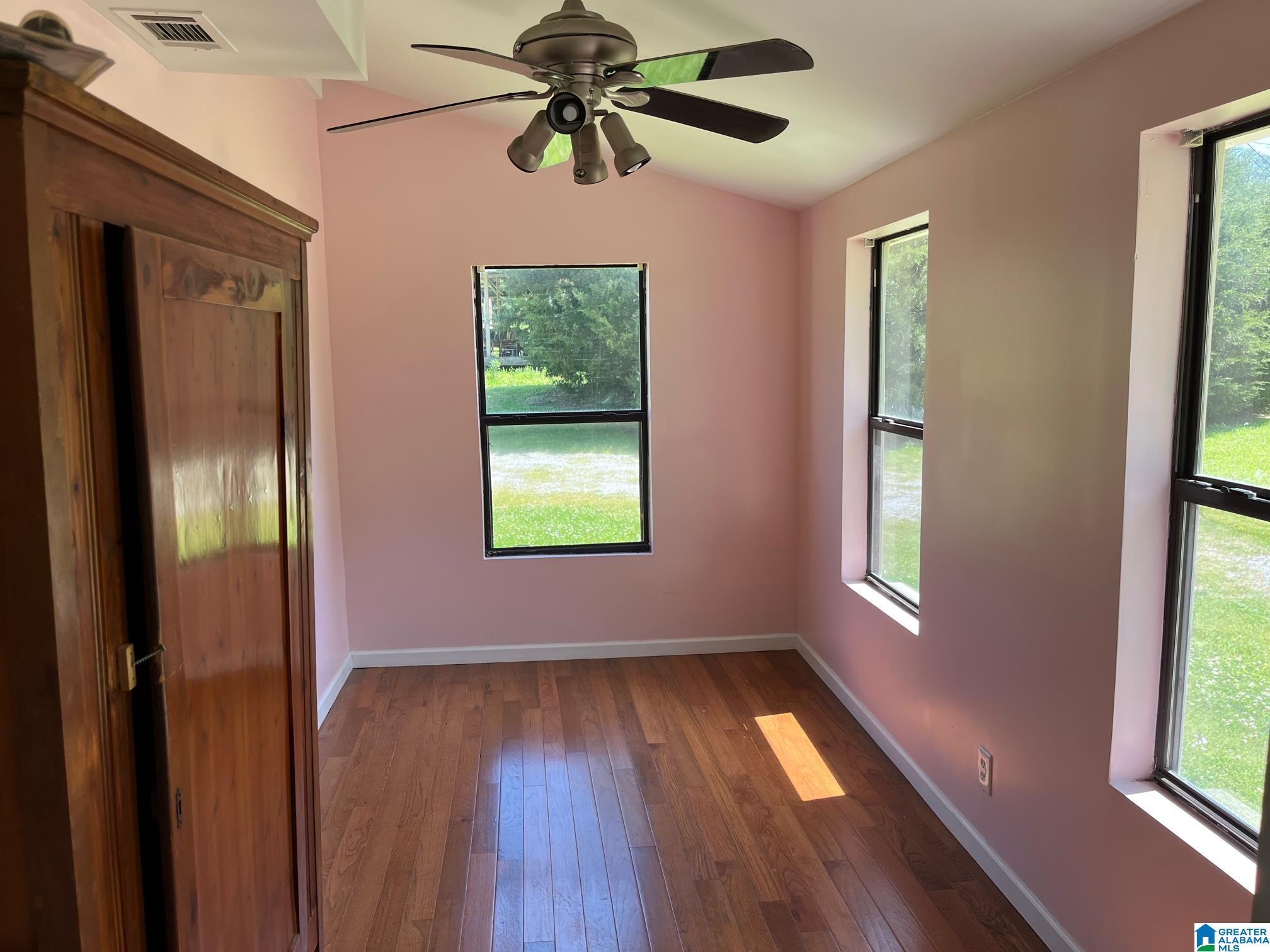 607 Southwest 12th Avenue Alabaster, AL 35007 - Photo 13 of 14
