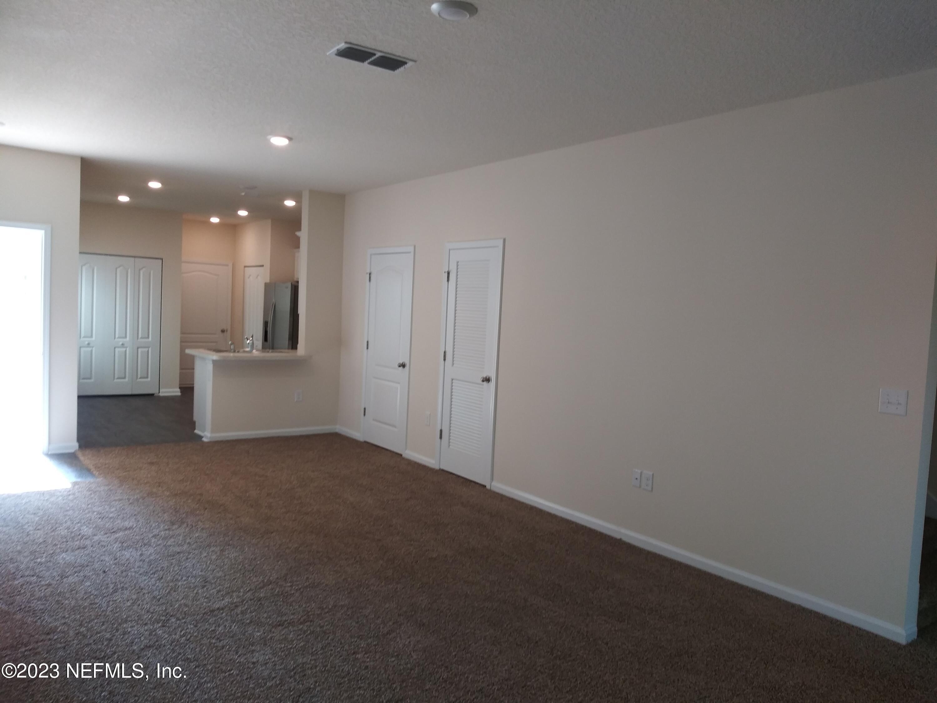 7859 Echo Springs Road Jacksonville, FL 32256 - Photo 4 of 19 Living 2
