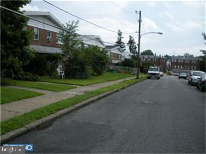 10161 Bridle Road Philadelphia, PA 19116 - Photo 3 of 3 Gallery Image 3