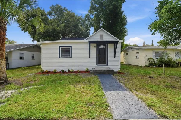 $299,000 | 515 New York Avenue, St. Cloud, FL 34769