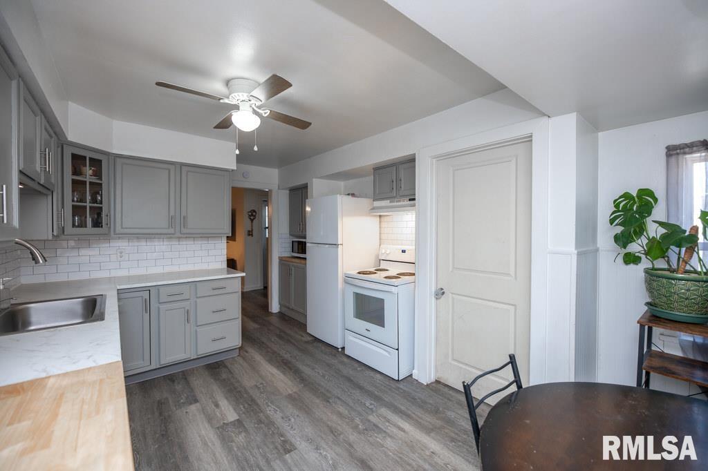 316 Limestone Bellevue, IL 61604 - Photo 16 of 42