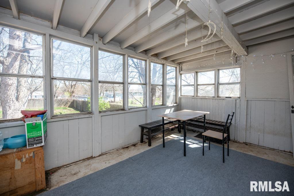 316 Limestone Bellevue, IL 61604 - Photo 21 of 42