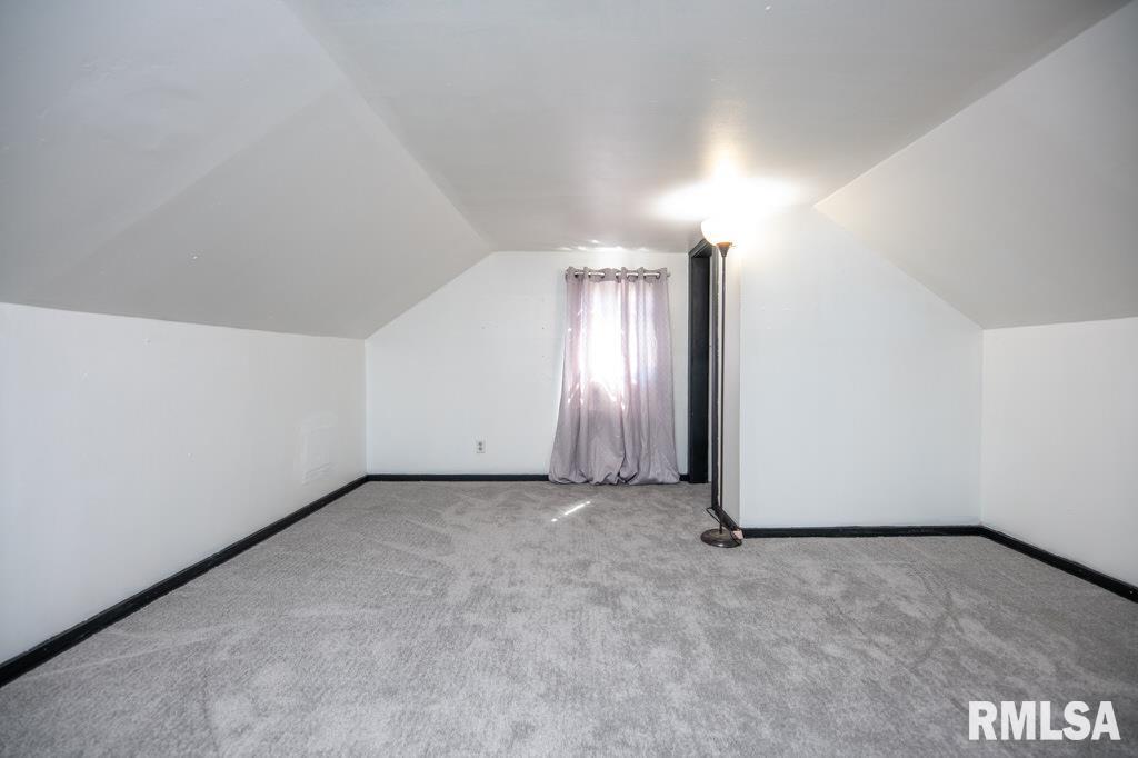 316 Limestone Bellevue, IL 61604 - Photo 34 of 42