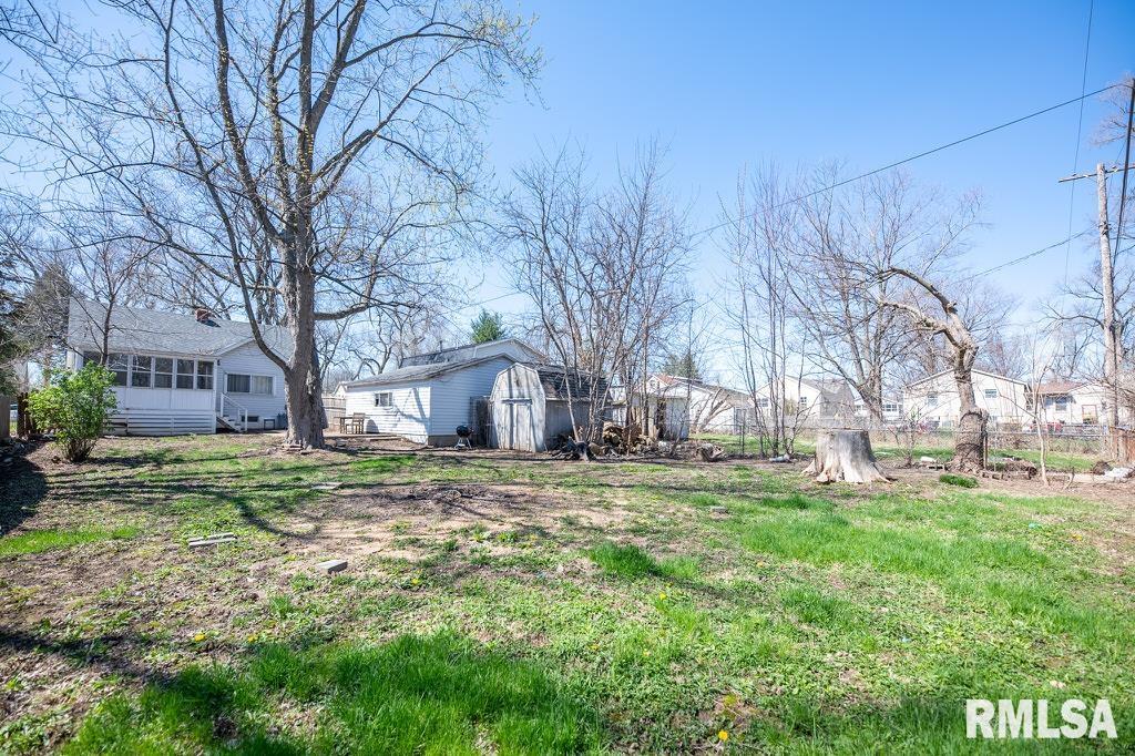 316 Limestone Bellevue, IL 61604 - Photo 39 of 42