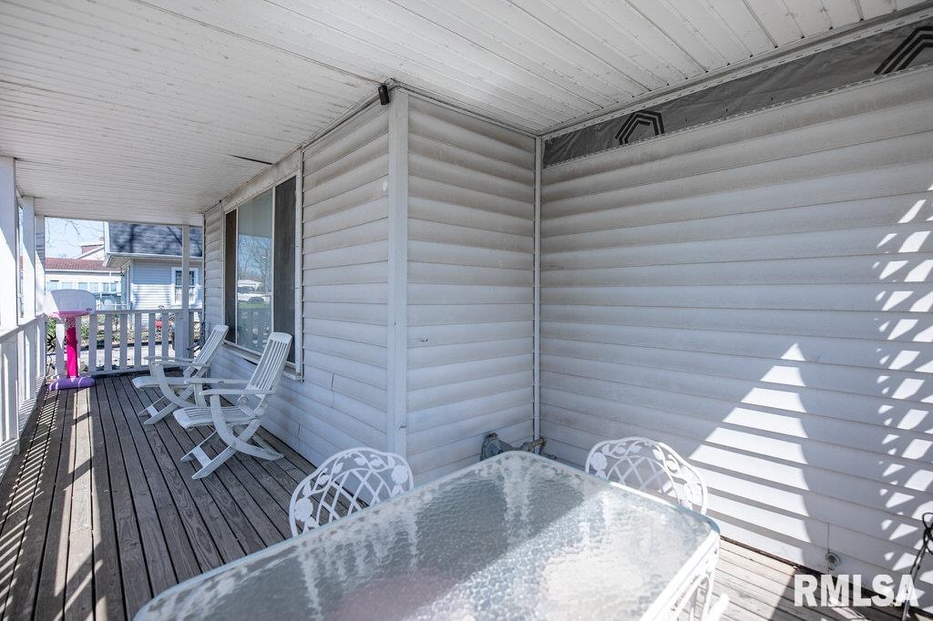 316 Limestone Bellevue, IL 61604 - Photo 5 of 42