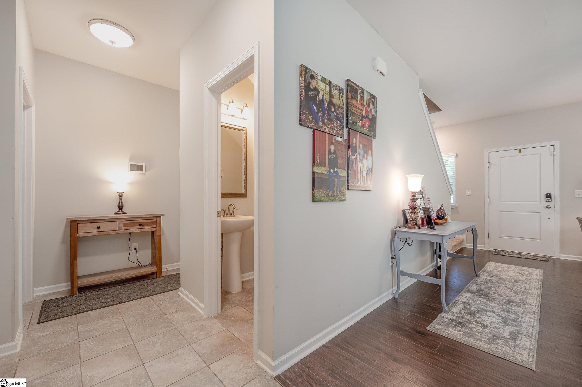 459 Lynnell Way Moore, SC 29369 - Photo 5 of 36 Gallery Image 5