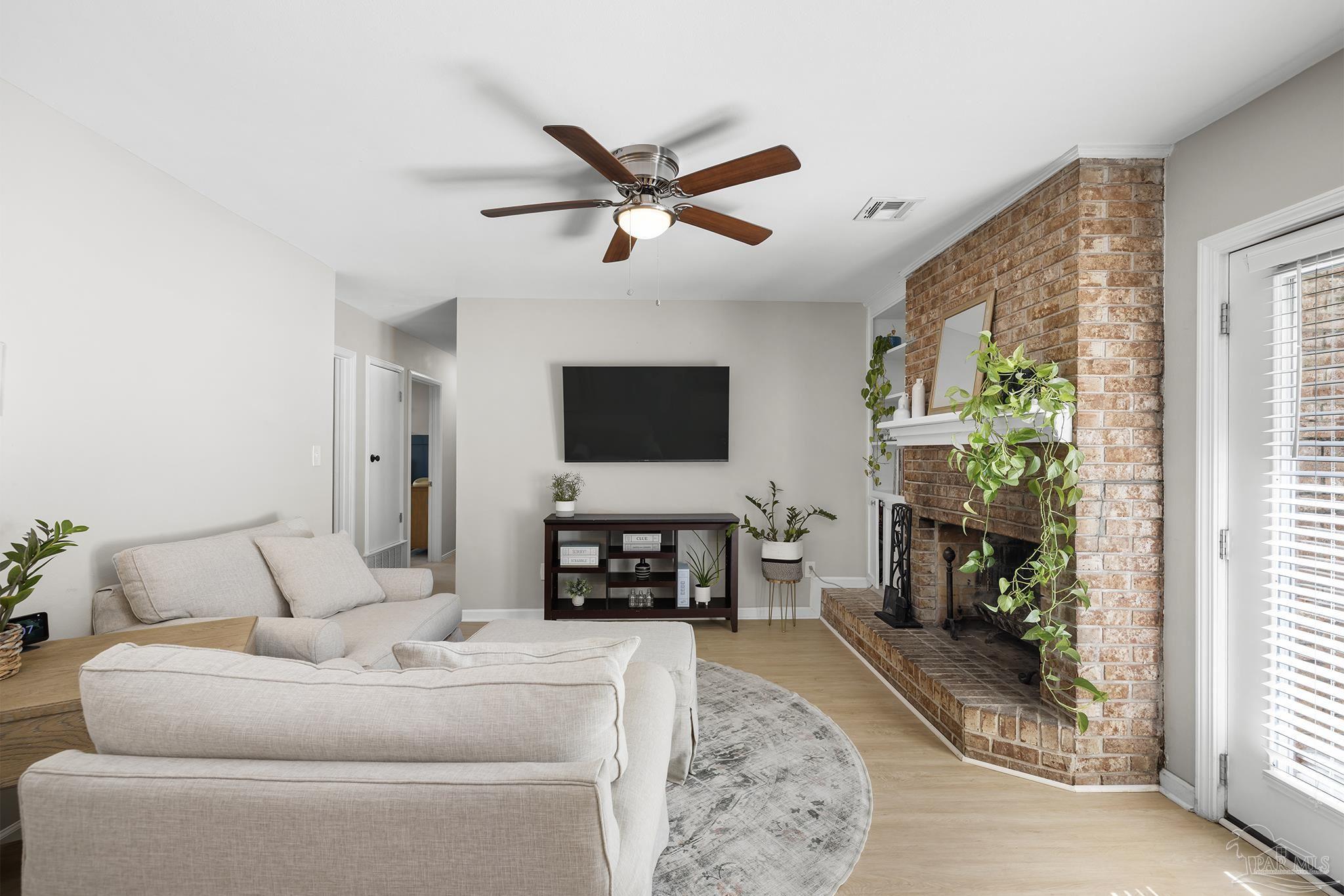 5450 Flax Road Pensacola, FL 32504 - Photo 8 of 39