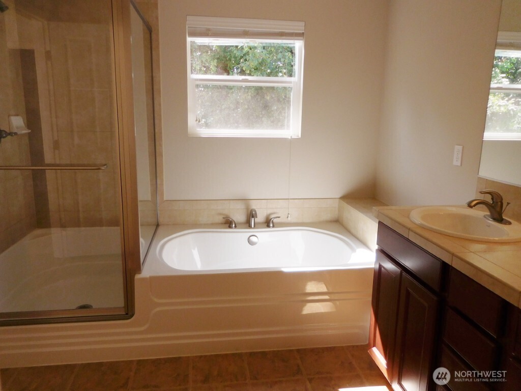 3024 183rd Place Southeast Bothell, WA 98012 - Photo 13 of 16