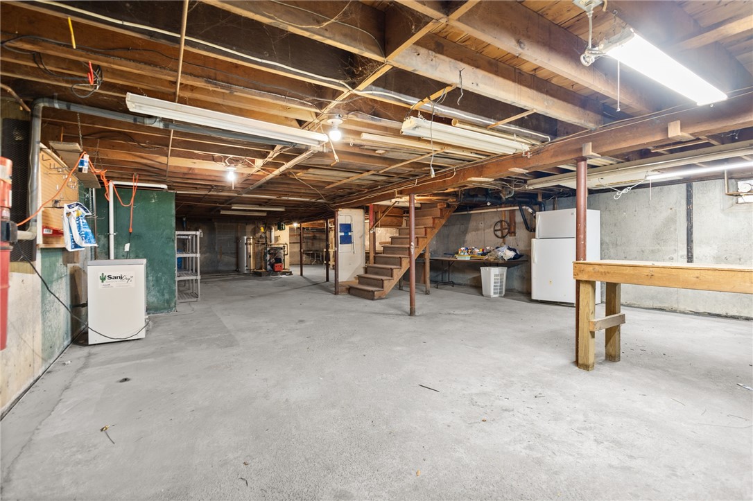 9 Sharon Drive Coventry, RI 02816 - Photo 38 of 41