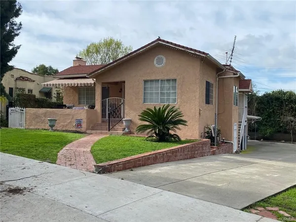 $2,675 | 1265 Oakridge Drive, Unit A, Glendale, CA 91205