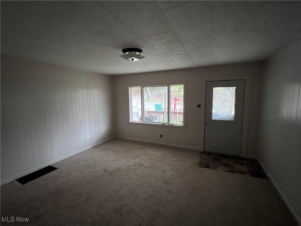 623 3rd Street Chester, WV 26034 - Photo 16 of 17 View of carpeted entrance foyer