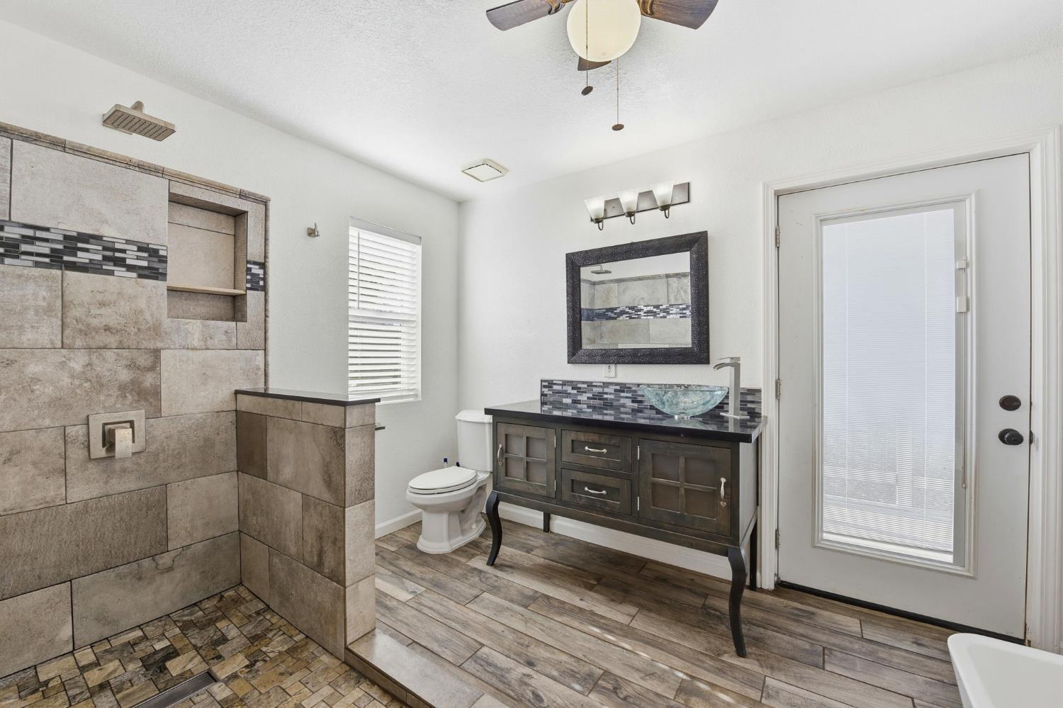 1946 Blue Bell Court Cool, CA 95614 - Photo 21 of 48