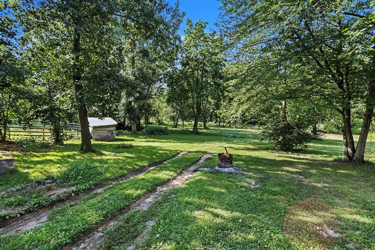 64795 Cassopolis Road Cassopolis, MI 49031 - Photo 24 of 37 Gallery Image 24