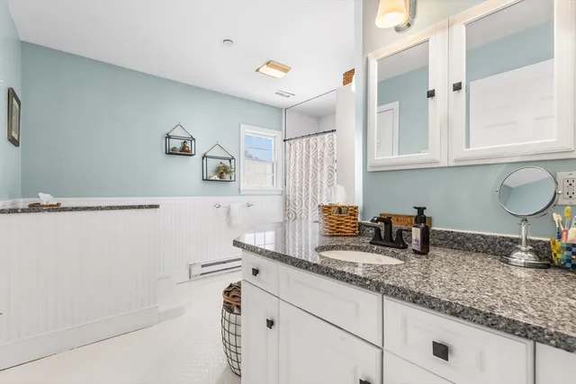 $649,000 | 252 Albion Street, Unit 3, Wakefield, MA 01880