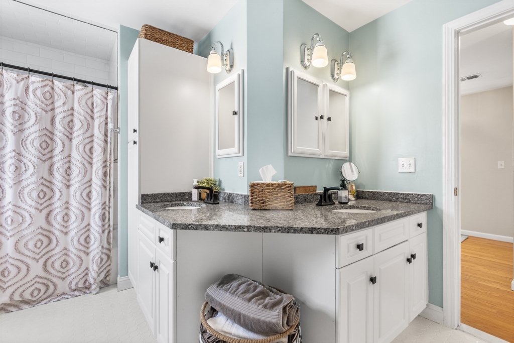 252 Albion Street, Unit 3 Wakefield, MA 01880 - Photo 20 of 37