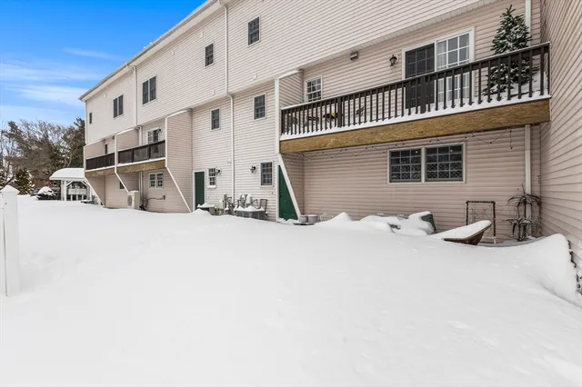 $649,000 | 252 Albion Street, Unit 3, Wakefield, MA 01880