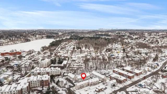 $649,000 | 252 Albion Street, Unit 3, Wakefield, MA 01880