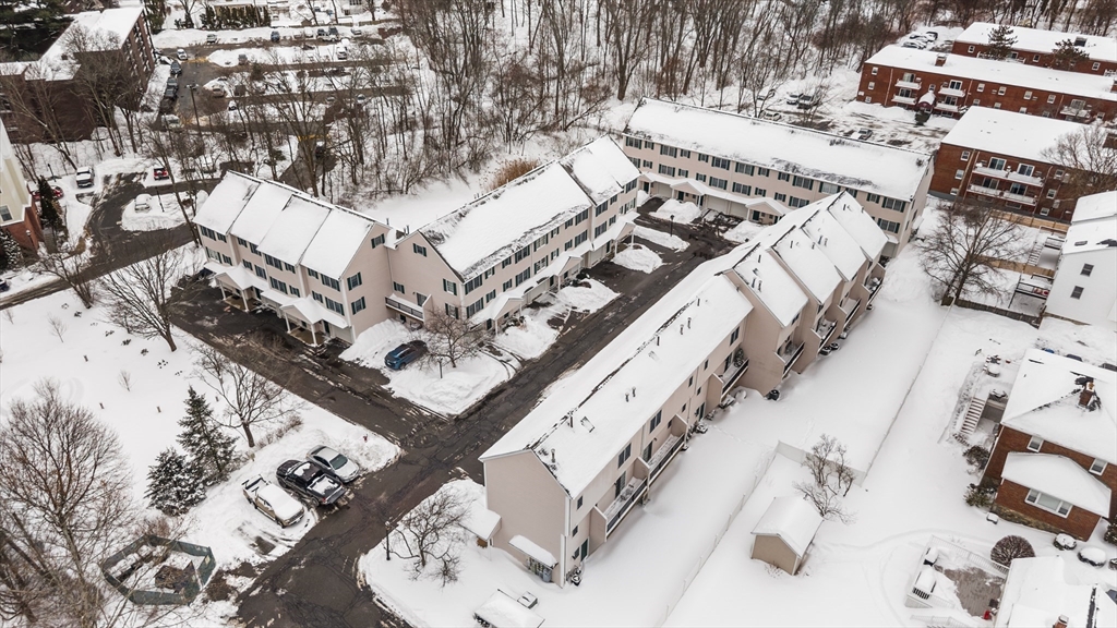 252 Albion Street, Unit 3 Wakefield, MA 01880 - Photo 36 of 37