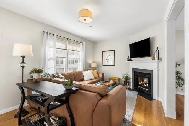 $649,000 | 252 Albion Street, Unit 3, Wakefield, MA 01880