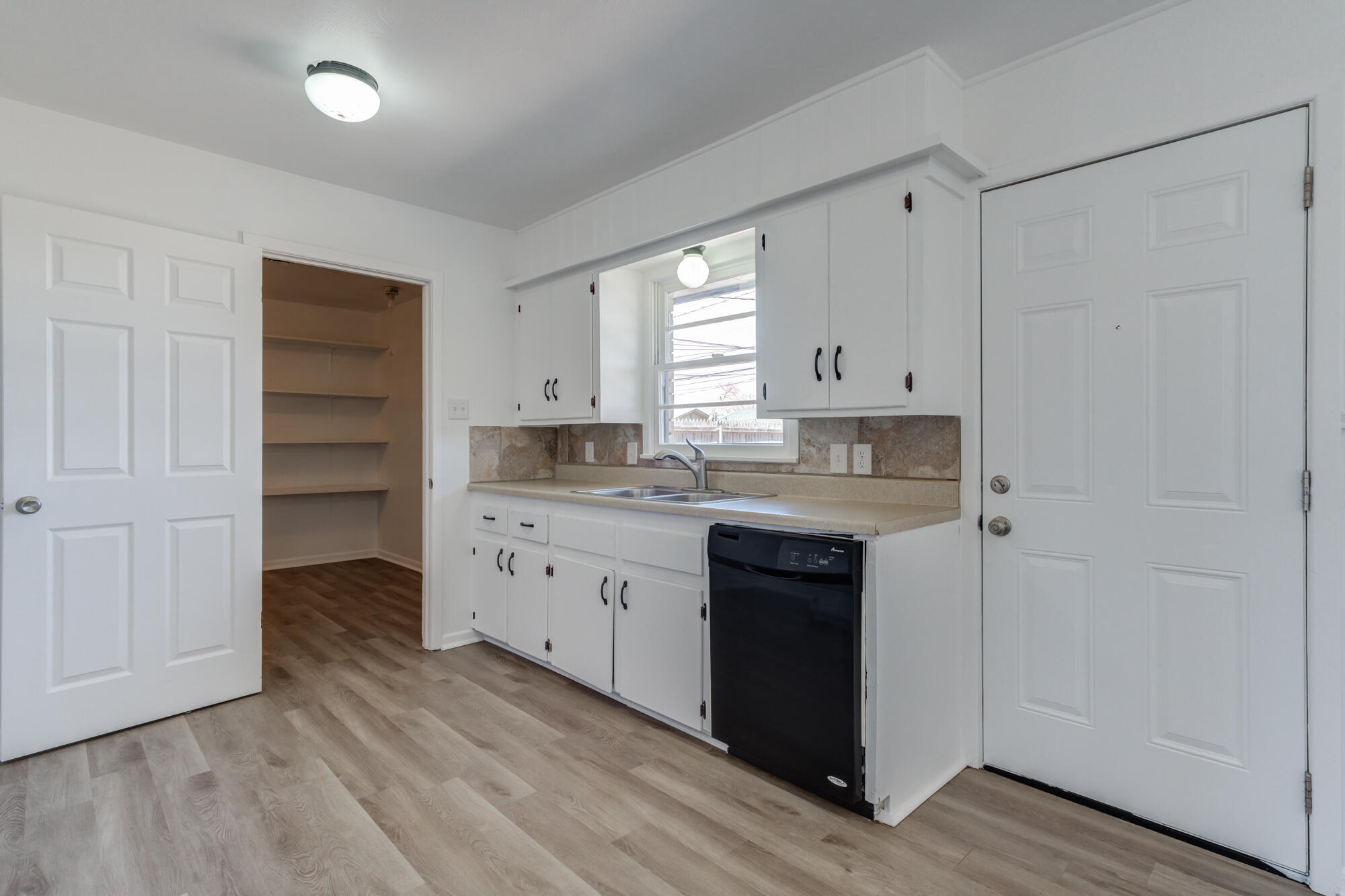 4918 8th Street Lubbock, TX 79416 - Photo 13 of 32 DSC01886_87_88_89_90