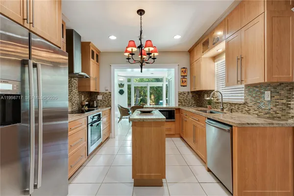 $1,799,999 | 9830 Southwest 69th Avenue, Pinecrest, FL 33156